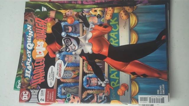 Fox Comics & Games unapacking new comic order for 5/16.18. смотреть онлайн