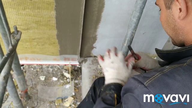 Установка капельника с сеткой в месте примыкания системы утепления к цоколю, втапливаем в клей смотреть онлайн