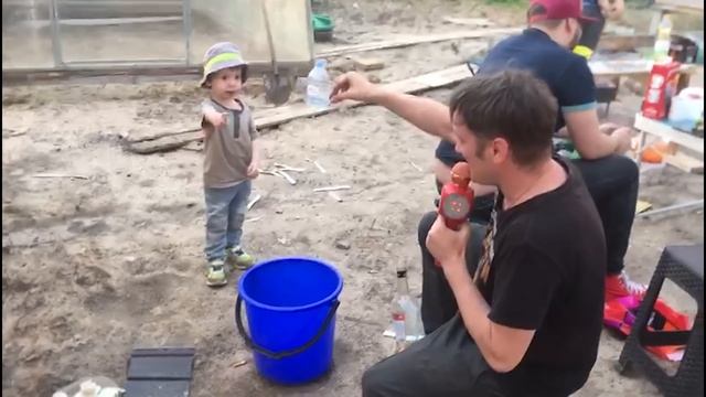 Акваробот в Дом + Первые шашлыки в новом Доме! смотреть онлайн