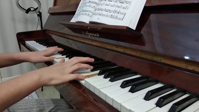 Д.Кабалевский Клоуны, фортепиано смотреть онлайн