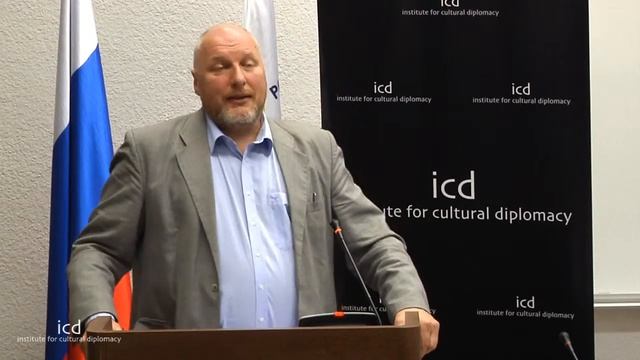 Alexander Merzlov (Head of Sustainable Rural Development Center, Timiryazev Agricultural State Uni) смотреть онлайн