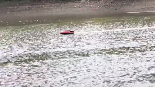 Скоростные кораблики Karpfisher. Скидки VK смотреть онлайн