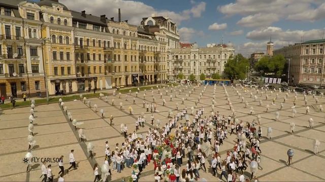 Арт-перфоманс "374 художники" вiдкриття VI Фестивалю писанок смотреть онлайн