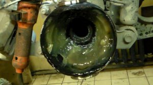 Сузуки Джимни замена сальника переднего моста, снятие ступичного подшипника, спец ключ.