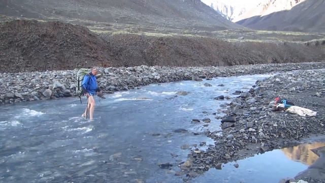 гора Палатка, спуск, ручей вброд смотреть онлайн