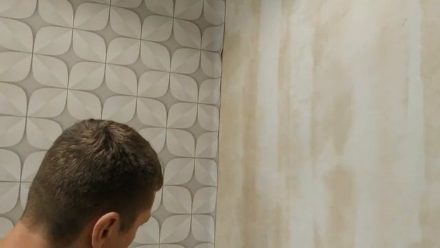 Как поклеить Флизелиновые обои в Углах ! смотреть онлайн