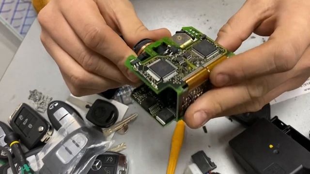 Mercedes W220 ключ не поворачивался в замке !!! Ремонт своими руками смотреть онлайн