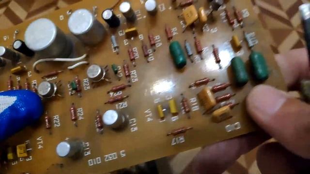 Платы с самыми дорогими радиодеталями содержащие золото, платину, поладили и серебро. смотреть онлайн