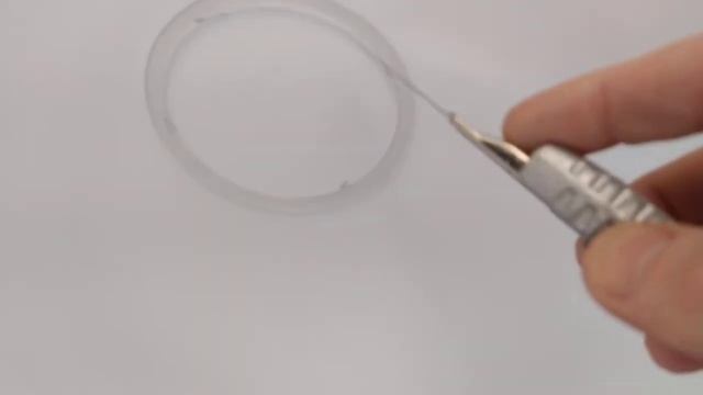 Установка светильника в натяжной потолок смотреть онлайн