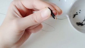 Браслет из бисера. Бисероплетение для новичков. Кирпичное плетение.