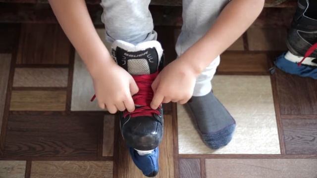 Как правильно завязывать коньки или 1й шаг к успеху смотреть онлайн