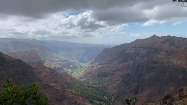 Waimea Canyon Overlook Tour on the island of Kauai in Hawaii смотреть онлайн