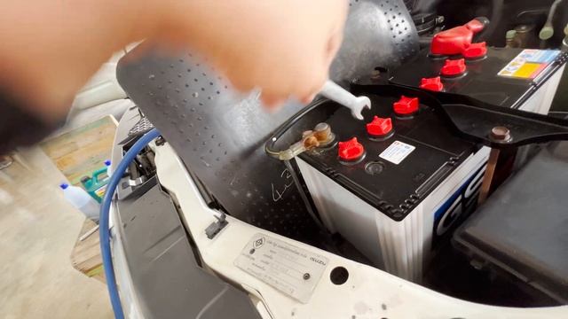 ISUZU Dmax 05-11 ถ่ายน้ำหล่อเย็นแบบง่ายฉบับ Basic ครับ