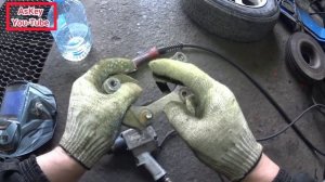 ✅ ✌???Обломил болт, крепления суппорта. Как  выкрутить???