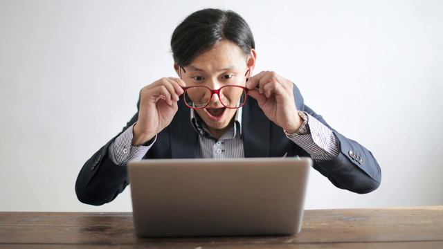 Инстинкт подглядывания смотреть онлайн