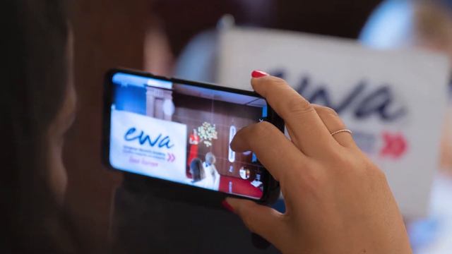 What advice do you have for women hesitating to enter politics? III смотреть онлайн