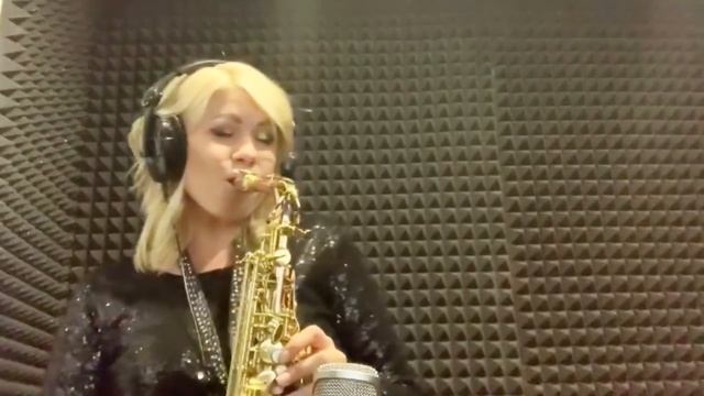 Ladynsax - Shape of my heart смотреть онлайн