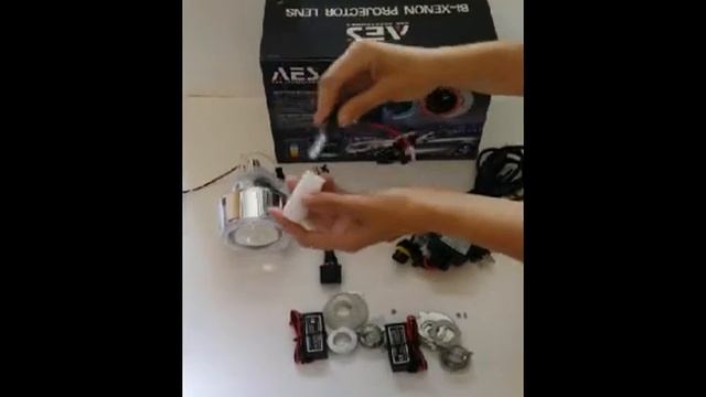 Биксеноновые линзы AES G5 Angel Eyes смотреть онлайн