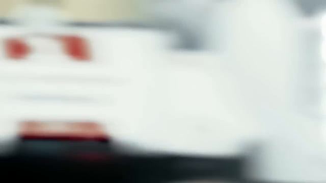 Беспилотный автомобиль Audi RS7 участвует в гонке смотреть онлайн