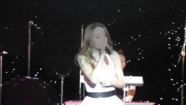 MAKSИМ в ДК Салют 13.02.15 (9) смотреть онлайн