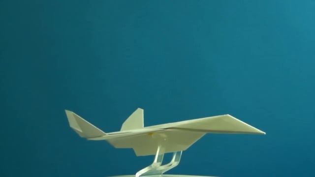 Flying origami F-23 Black Widow by: Ken Hmoob смотреть онлайн