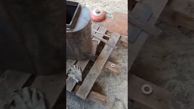 котел из газового баллона часть-1 смотреть онлайн