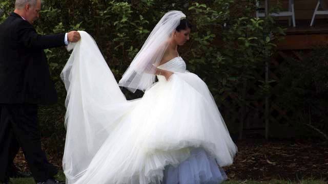 Русская поп музыка. От нее где-то в сердце разливаетс... смотреть онлайн