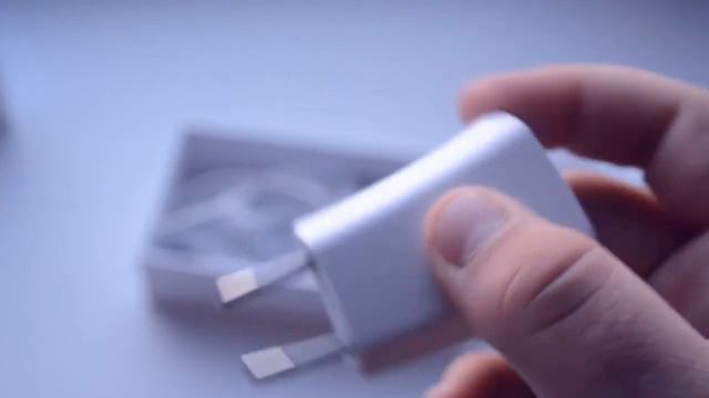 iPhone4 UN-BOXING 2013 и ПЕРВОЕ ВПЕЧАТЛЕНИЕ смотреть онлайн