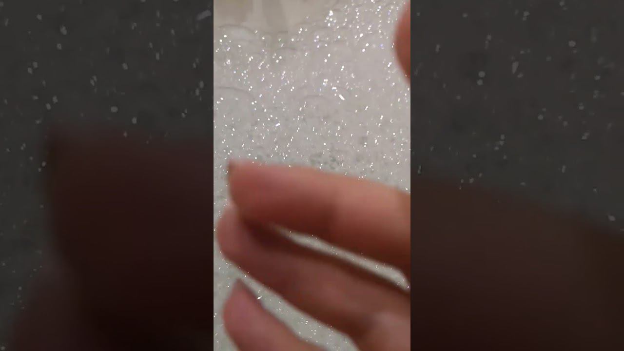 Утонула в пене смотреть онлайн