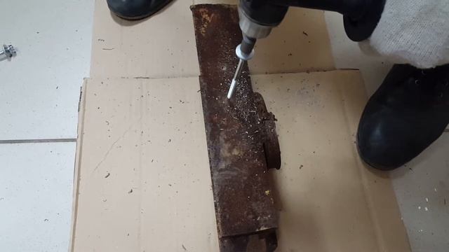 Испытания Саморезов daxmer, голова без обозначения, лист металла 6мм. смотреть онлайн