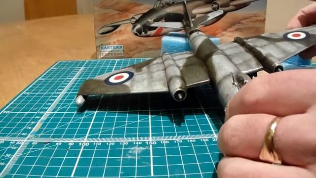 MFM: 1:72 scale English Electric CANBERRA B1 8. Eastern Express. Build eleven Reveal ! смотреть онлайн