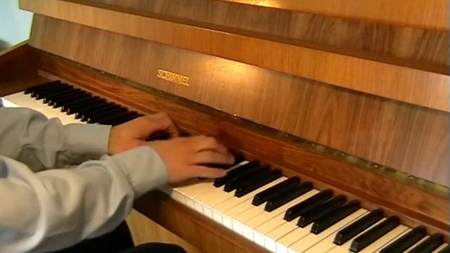 Beethoven - German dance in E, No. 9 (Deutscher Tanz) piano/klavier смотреть онлайн