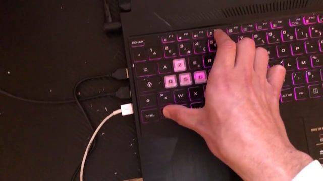 How To Turn On Keyboard Light Or backlight On HP laptops! (Easy) смотреть онлайн