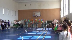 Танец '' Военное попурри '' ( Казаки , Дорога на Берлин , Прадедушка )