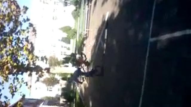 Как не стоит прыгать на велосипеде смотреть онлайн