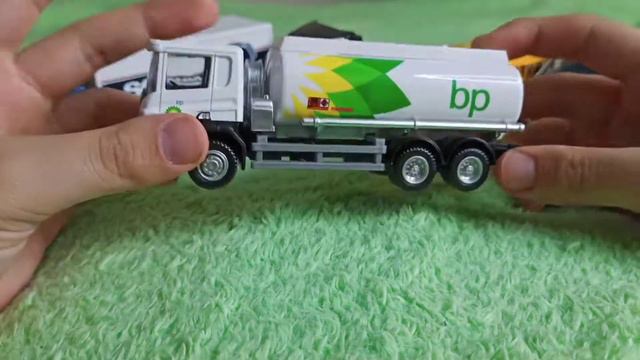 Scania P Series (Gas Truck) Uni Fortune (RMZ City) 1/64 Model car смотреть онлайн