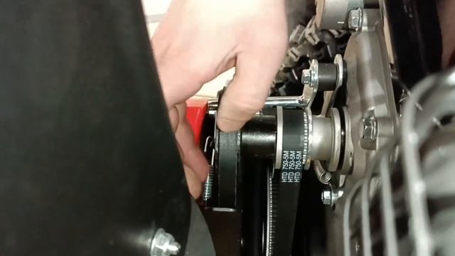 Замена ремня снегоуборщика | Нюансы замены и регулировки ремня привода шнека Krotof KC656RE смотреть онлайн