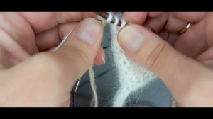 Детская шапка спицами