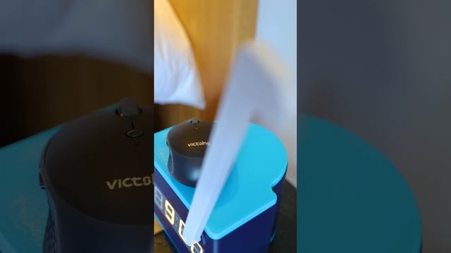 NEVER be late for work again with this alarm clock. смотреть онлайн