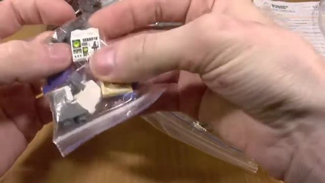 Распаковка посылки из интернет магазина. Детали Лего. смотреть онлайн