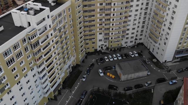 Жилой комплекс Уфимский Кремль - красивые кадры с квадрокоптера смотреть онлайн
