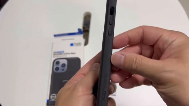 Quad Lock MAG Unboxing test on Wireless charging pad смотреть онлайн