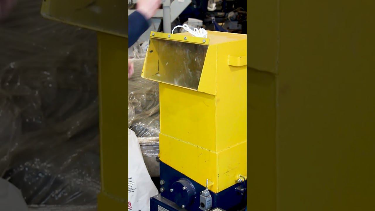 Дробилка для пластика | Дробилка AMD-400D смотреть онлайн