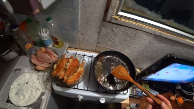 РЫБАЛКА ЖЕРЛИЦАМИ НА ТРОФЕЙНУЮ ЩУКУ / РЫБАЛКА С НОЧЁВКОЙ / ВКУСНОЕ БЛЮДО ИЗ РЫБЫ / Winter fishing смотреть онлайн