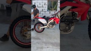 Honda crf 450R пушка для полетов в космос ? видео для площадки авито обзор,пуск,о мотоцыкле