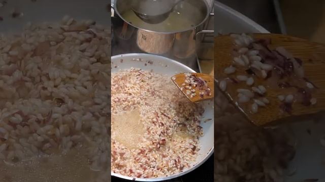 Ризотто с грибами и курицей #Shorts смотреть онлайн