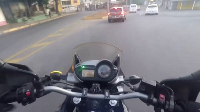 HONDA XL 700 V - TRANSALP PONTOS POSITIVOS TRANSALP