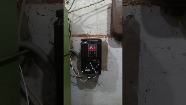 Кулачковый вакуумный насос с ПИД регулятором. смотреть онлайн