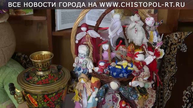 Жители микрорайона Водников по - своему отметили Масленицу смотреть онлайн