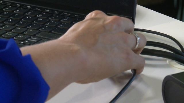 Setting up the SMART Document Camera 650 (2021) смотреть онлайн